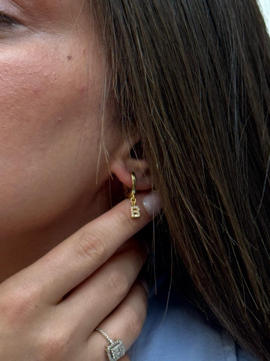 Taşlı Harf Küpe | 925 Ayar Gümüş